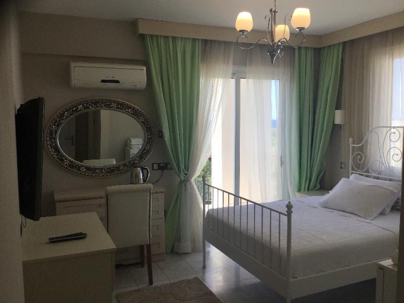The Prince Inn Hotel & Villas Agios Georgios  Kültér fotó
